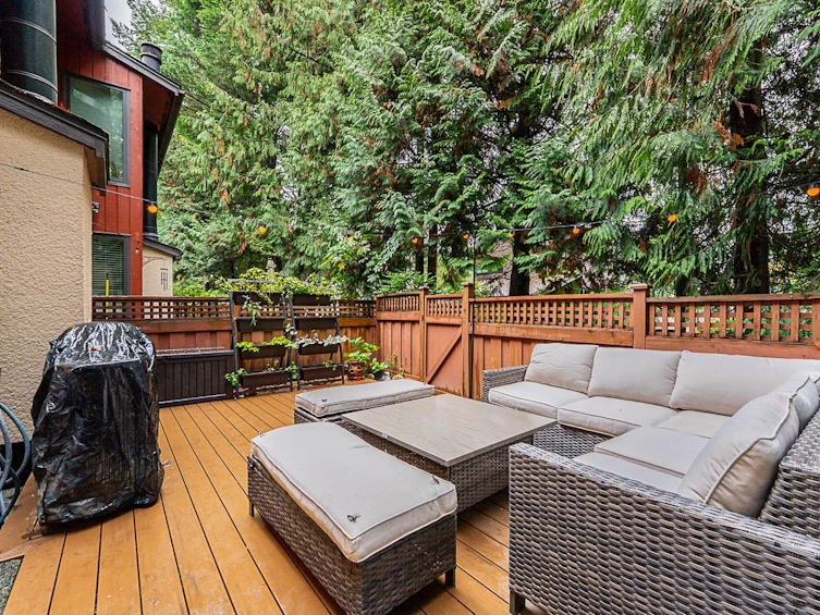 4790 Fernglen Place, Burnaby, BC, V5G 3W1 - 30