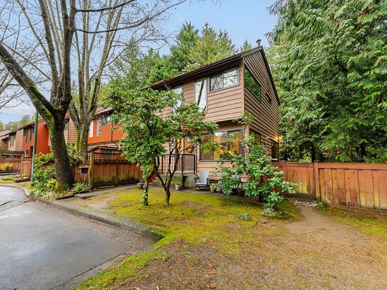 4790 Fernglen Place, Burnaby, BC, V5G 3W1 - 5