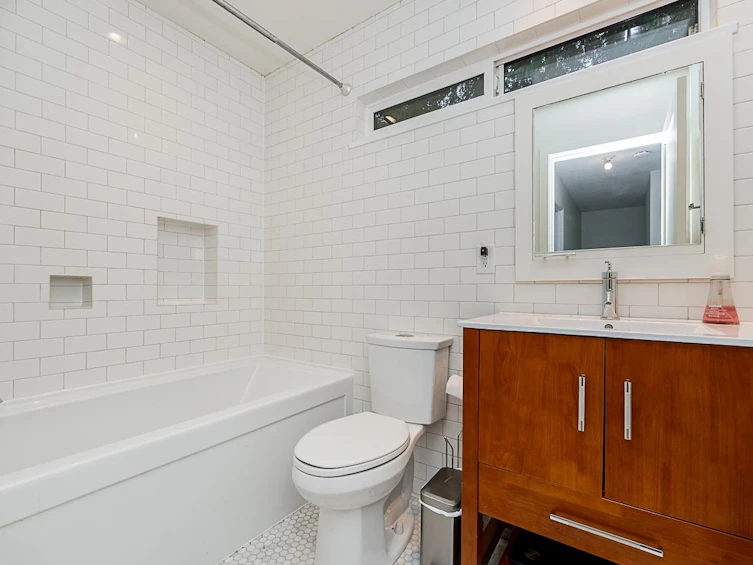 4790 Fernglen Place, Burnaby, BC, V5G 3W1 - 25