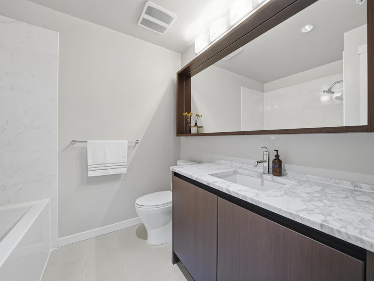 408-135 W 2nd Street, North Vancouver, BC, V7M 0C5 - 25
