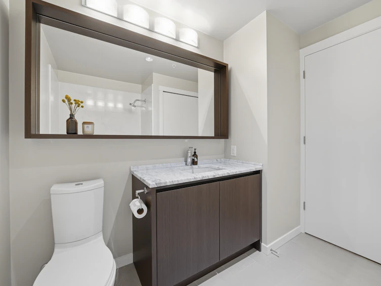 408-135 W 2nd Street, North Vancouver, BC, V7M 0C5 - 27
