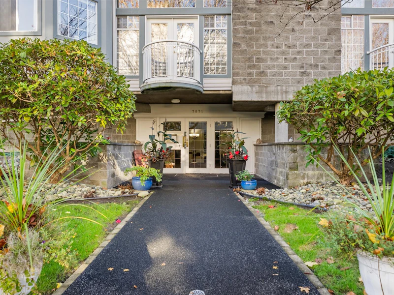 204 - 7671 Abercrombie Drive, Richmond BC V6Y 3N3