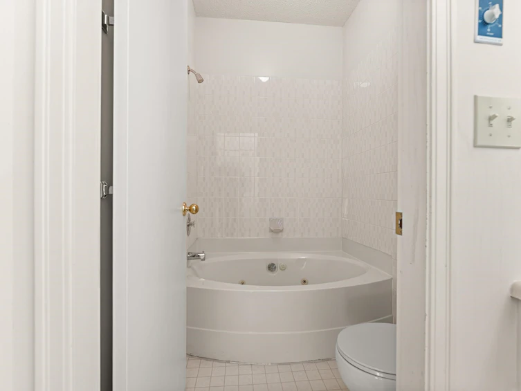204-7671 Abercrombie Drive, Richmond, BC, V6Y 3N3 - 18