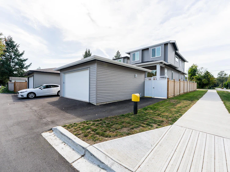 3380 Edinburgh Street, Port Coquitlam, BC, V3B 4K1 - 33