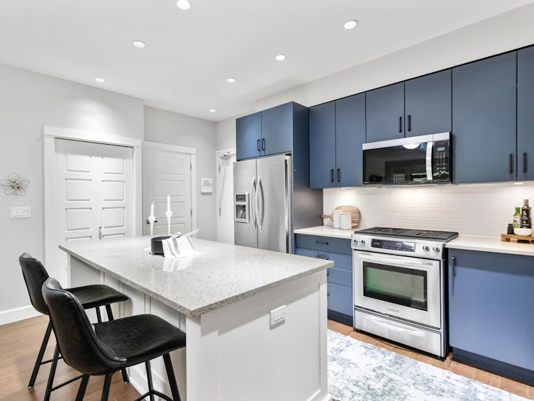209-15185 36 Avenue, Surrey, BC, V3Z 4R3 - 6