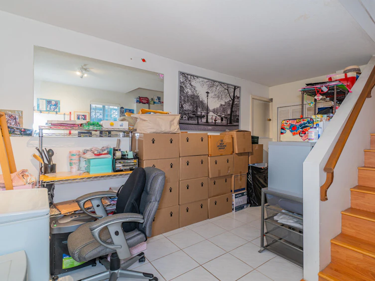 111 Grosvenor Avenue, Burnaby, BC, V5B 3N7 - 30