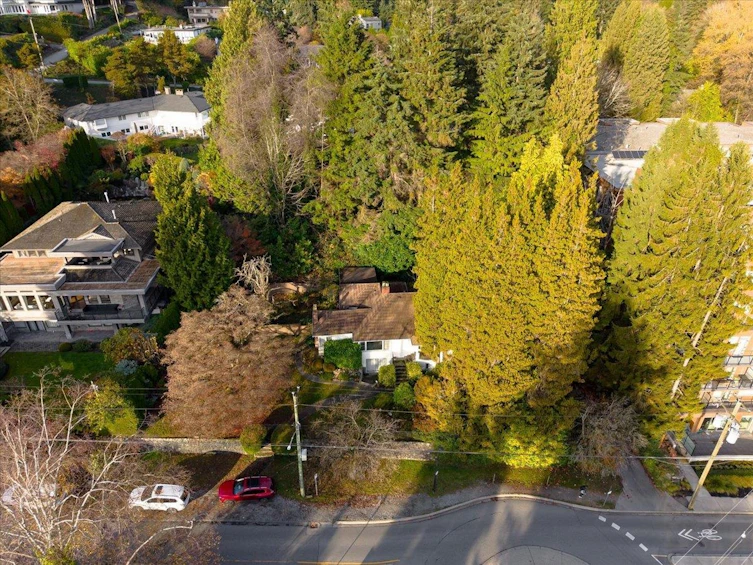 753 Keith Road, West Vancouver, BC, V7T 1M2 - 25