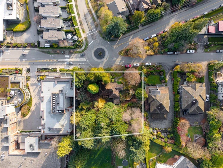 753 Keith Road, West Vancouver, BC, V7T 1M2 - 9