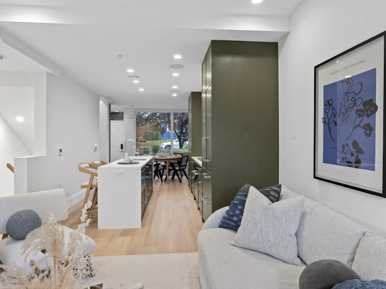 553 W 26th Avenue, Vancouver, BC, V5Z 2E4 - 8