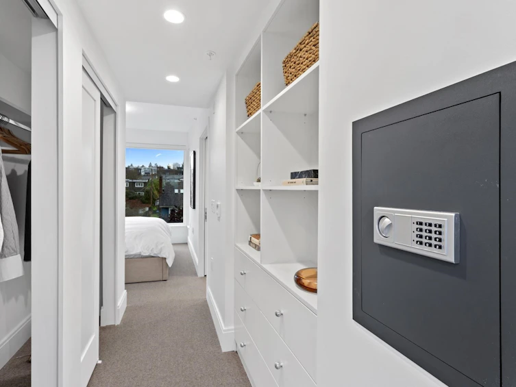 553 W 26th Avenue, Vancouver, BC, V5Z 2E4 - 18