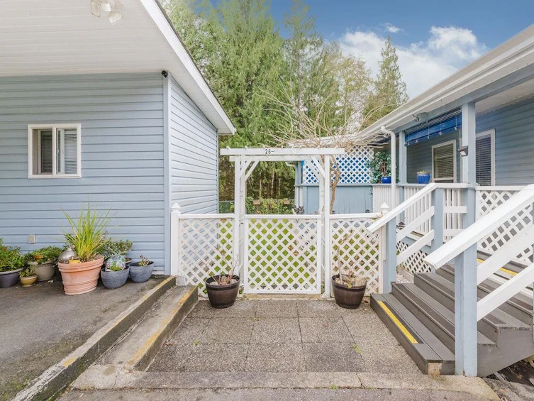 26-1123 Flume Road, Roberts Creek, BC, V0N 2W2 - 5