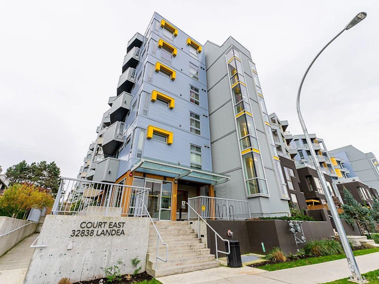 512-32838 Landeau Place, Abbotsford, BC, V2S 0M6 - 2