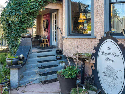 33026 2 Avenue - 5