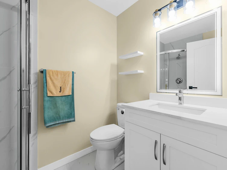 217-7633 St. Albans Road, Richmond, BC, V6Y 3W7 - 11