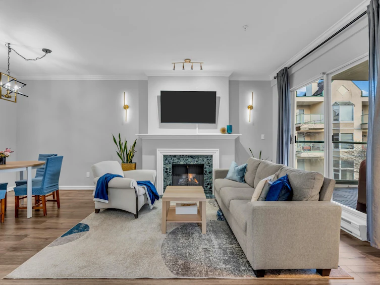 217-7633 St. Albans Road, Richmond, BC, V6Y 3W7 - 3
