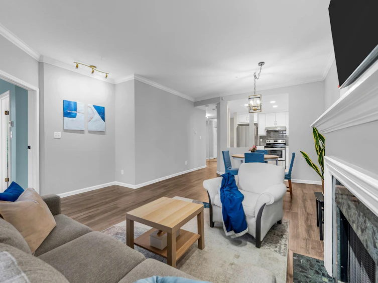 217-7633 St. Albans Road, Richmond, BC, V6Y 3W7 - 4