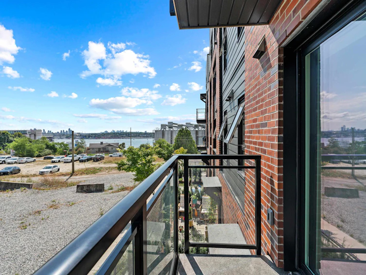 161-565 E 2nd Street, North Vancouver, BC, V7L 1E1 - 33