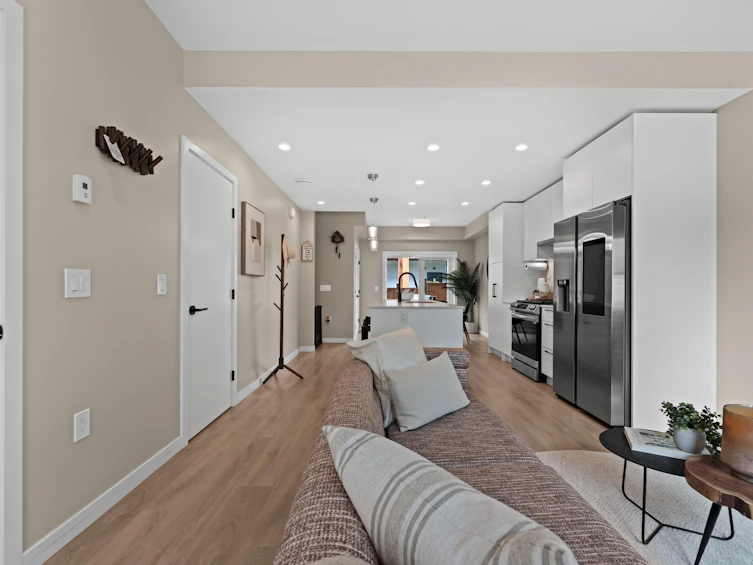 161-565 E 2nd Street, North Vancouver, BC, V7L 1E1 - 8