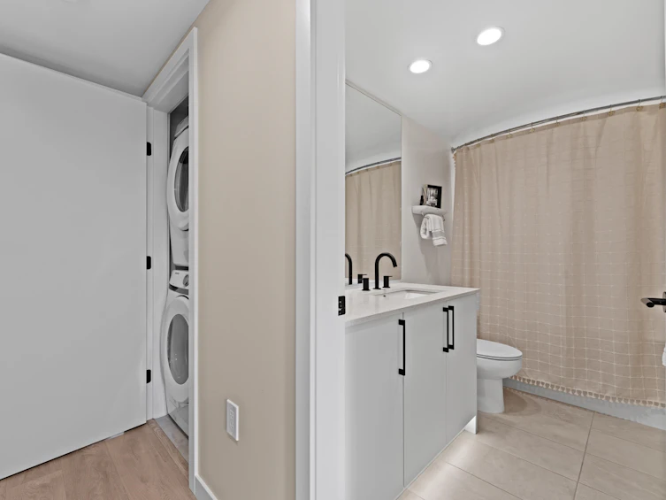 161-565 E 2nd Street, North Vancouver, BC, V7L 1E1 - 30