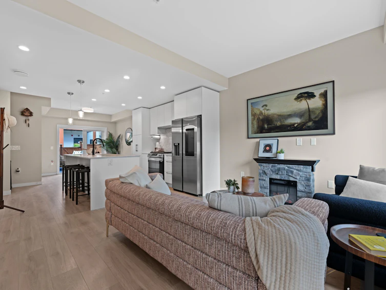 161-565 E 2nd Street, North Vancouver, BC, V7L 1E1 - 6