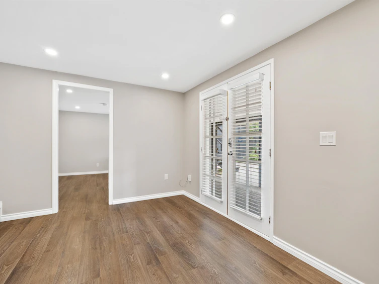 1137 Cloverley Street, North Vancouver, BC, V7L 1N7 - 17