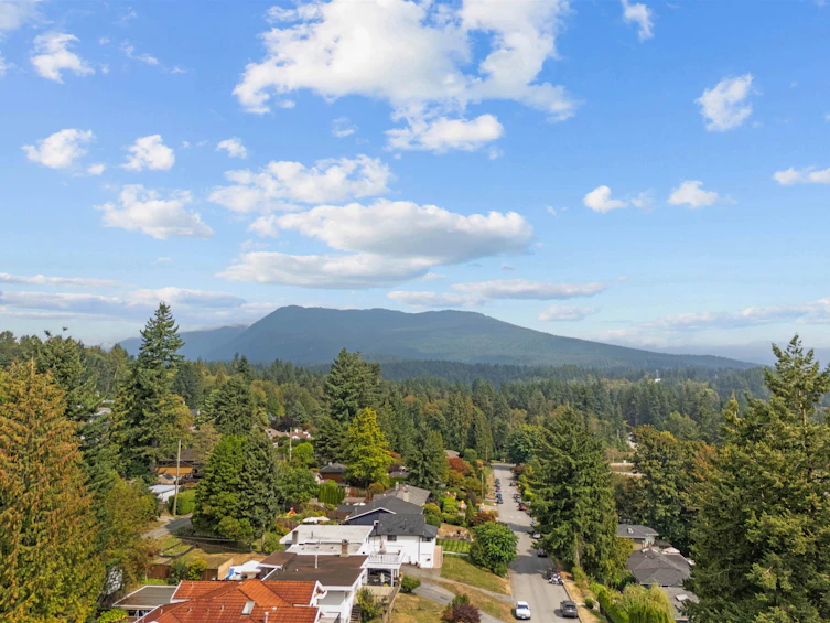1137 Cloverley Street, North Vancouver, BC, V7L 1N7 - 38