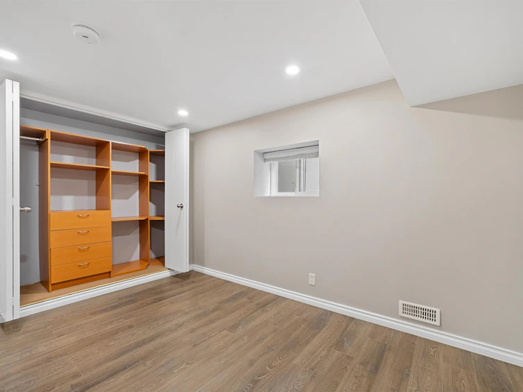 1137 Cloverley Street, North Vancouver, BC, V7L 1N7 - 21