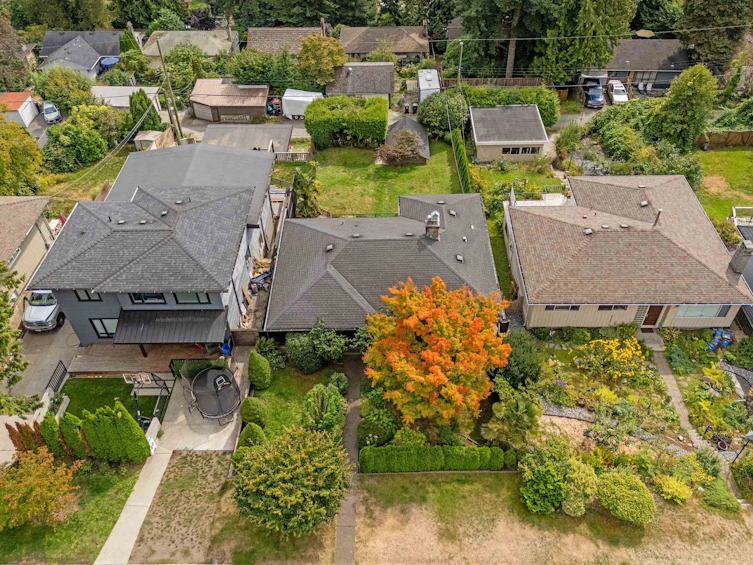 1137 Cloverley Street, North Vancouver, BC, V7L 1N7 - 36