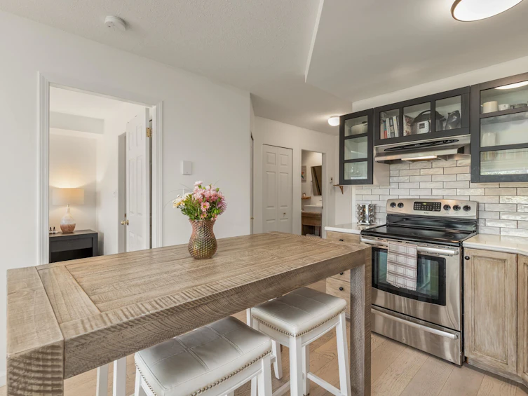 310-2221 Gondola Way, Whistler, BC, V8E 0M8 - 12
