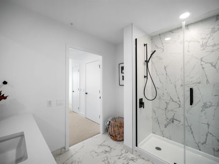 501-422 E 3rd Street, North Vancouver, BC, V7L 0K1 - 10