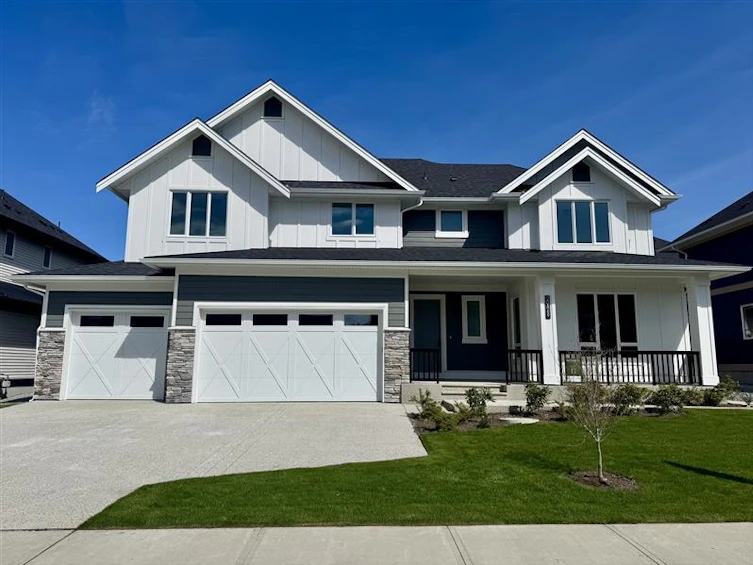 20869 35 Avenue, Langley, BC, V2Z 0B7