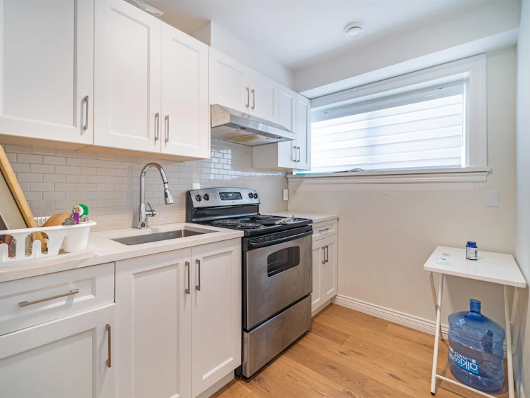1407 Sixth Avenue, New Westminster, BC, V3M 2C5 - 26