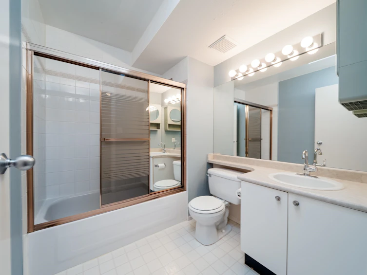 307-418 E Broadway, Vancouver, BC, V5T 1X2 - 21