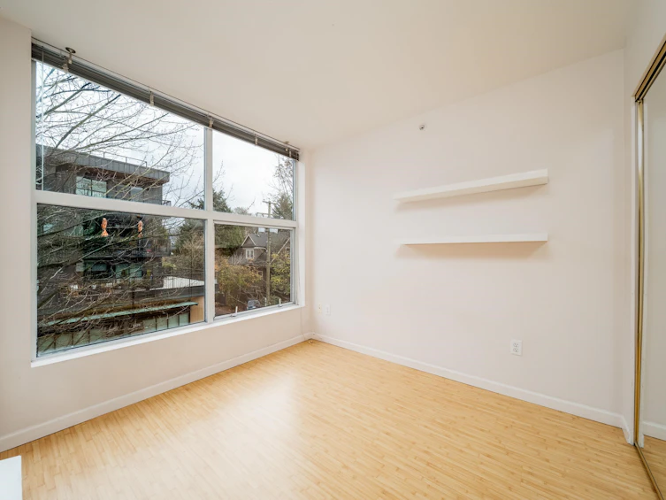 307-418 E Broadway, Vancouver, BC, V5T 1X2 - 11
