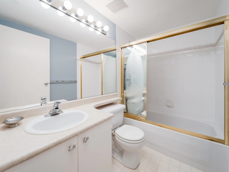 307-418 E Broadway, Vancouver, BC, V5T 1X2 - 15