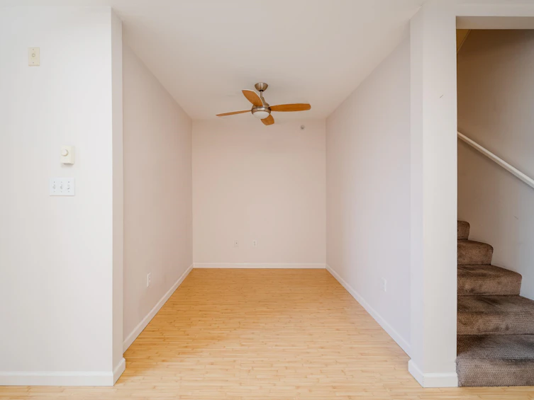 307-418 E Broadway, Vancouver, BC, V5T 1X2 - 10