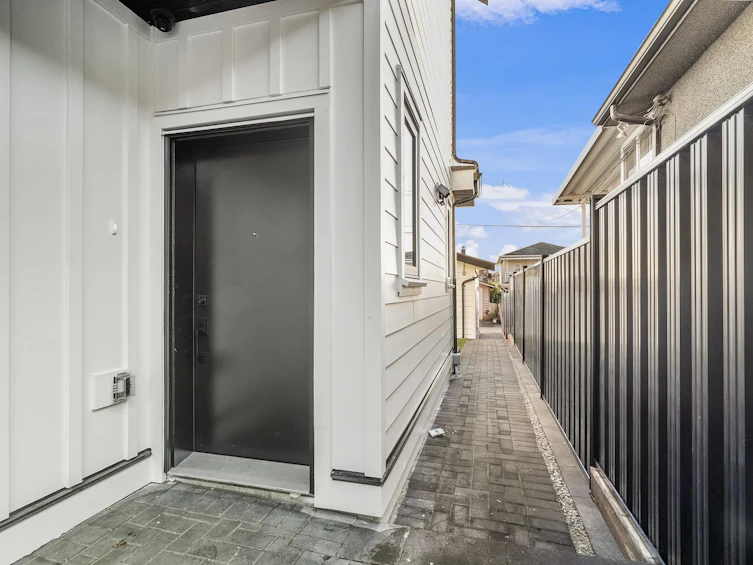 2-3310 Venables Street, Vancouver, BC, V5K 2S8 - 28
