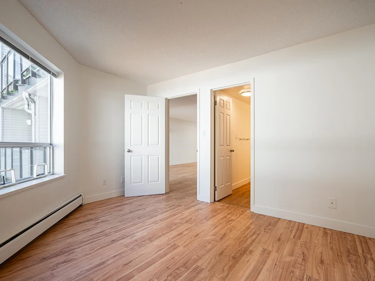 208-1550 Chesterfield Avenue, North Vancouver, BC, V7M 2N6 - 21
