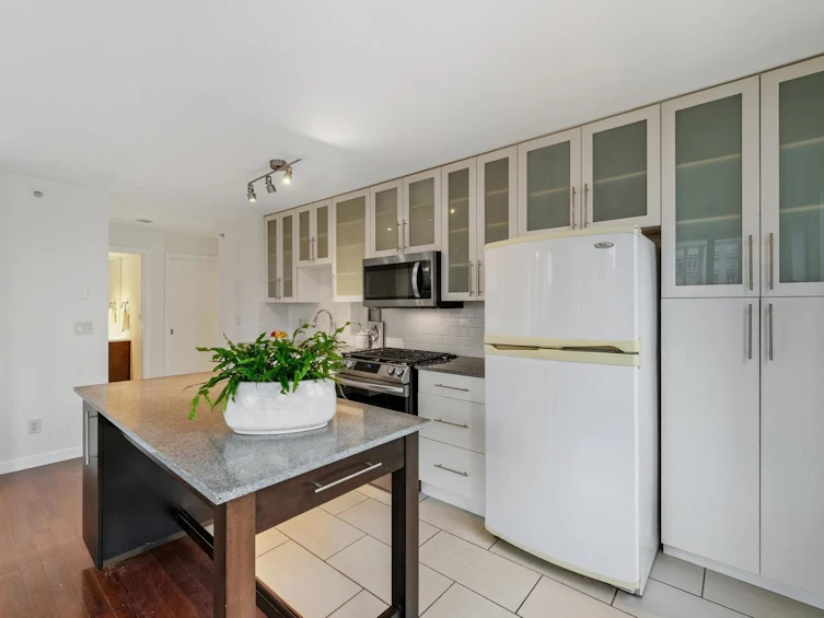 804-1225 Richards Street, Vancouver, BC, V6B 1E6 - 7