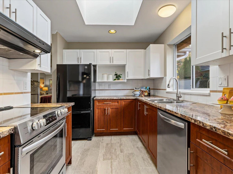 18-11950 Laity Street, Maple Ridge, BC, V2X 5A6 - 11