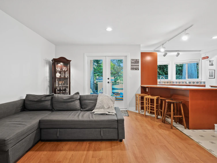 12507 24a Avenue, Surrey, BC, V4A 8H7 - 11