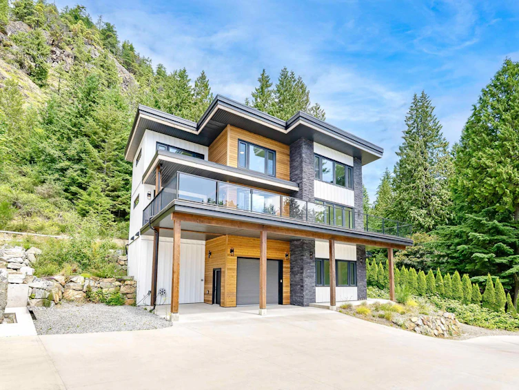 971 Marine Drive, Gibsons, BC, V0N 1V1