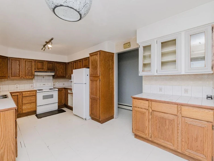 635 Martin Road, Gibsons, BC, V0N 1V9 - 9