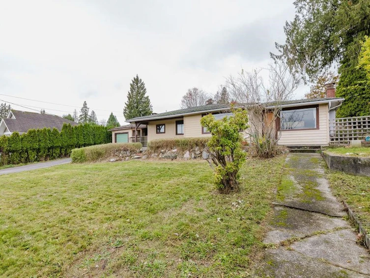 635 Martin Road, Gibsons, BC, V0N 1V9 - 2
