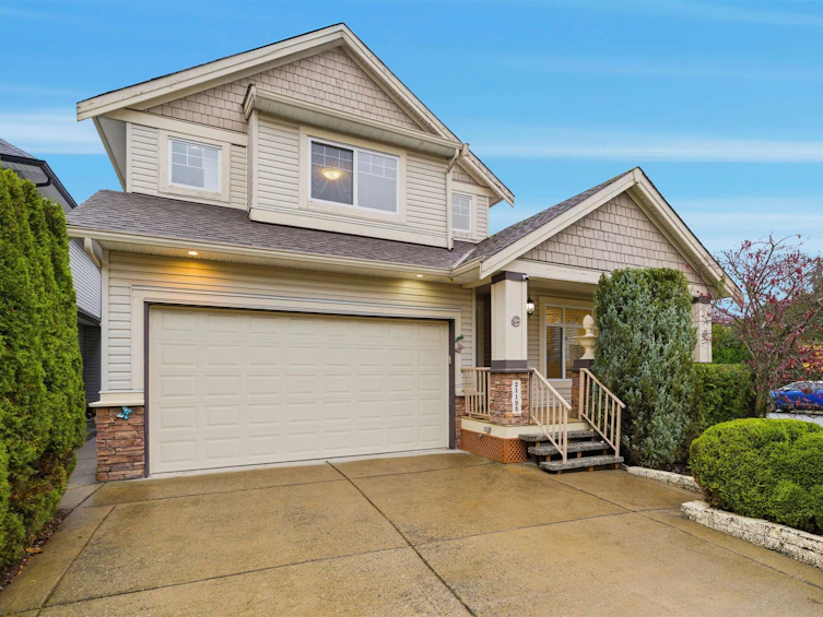 21195 83a Avenue, Langley, BC, V2Y 0C4 - 2