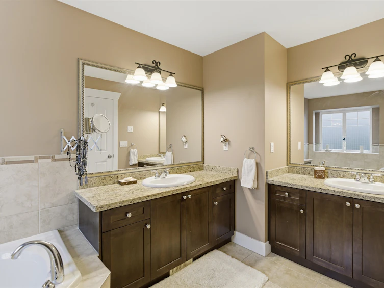 21195 83a Avenue, Langley, BC, V2Y 0C4 - 22