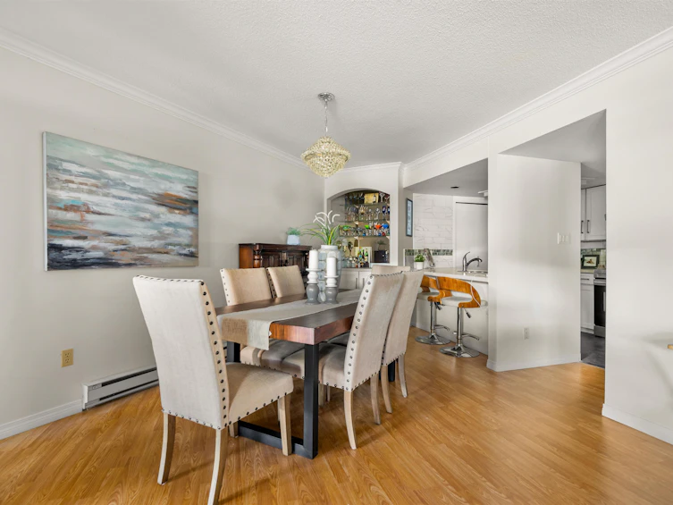 402-15025 Victoria Avenue, Surrey, BC, V4B 1G2 - 6