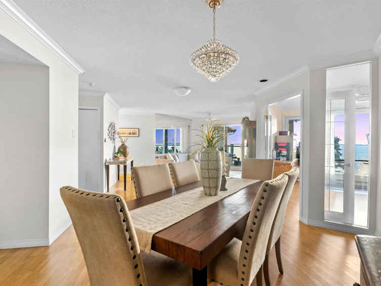 402-15025 Victoria Avenue, Surrey, BC, V4B 1G2 - 7