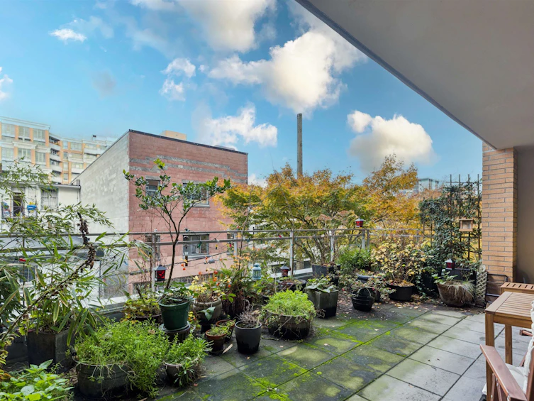 309-221 Union Street, Vancouver, BC, V6A 0B4 - 21
