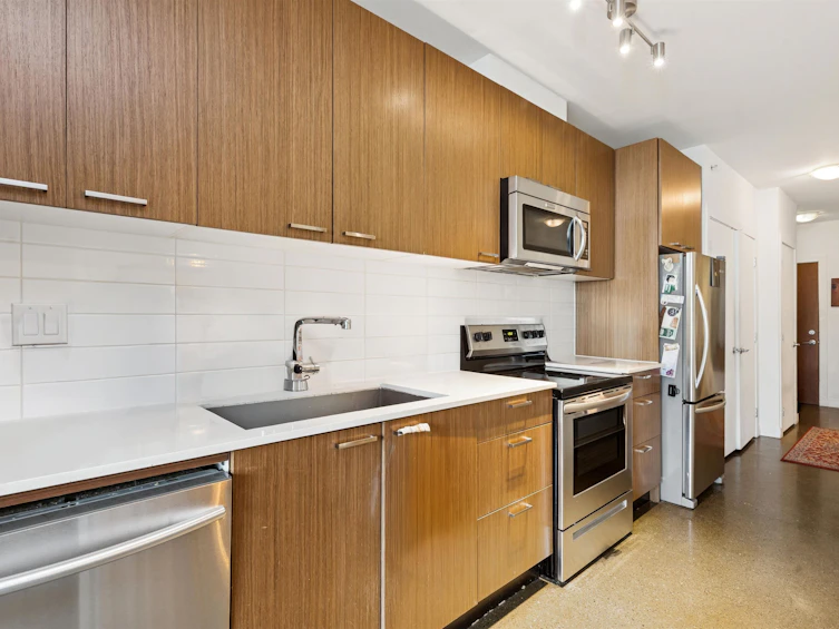 309-221 Union Street, Vancouver, BC, V6A 0B4 - 13